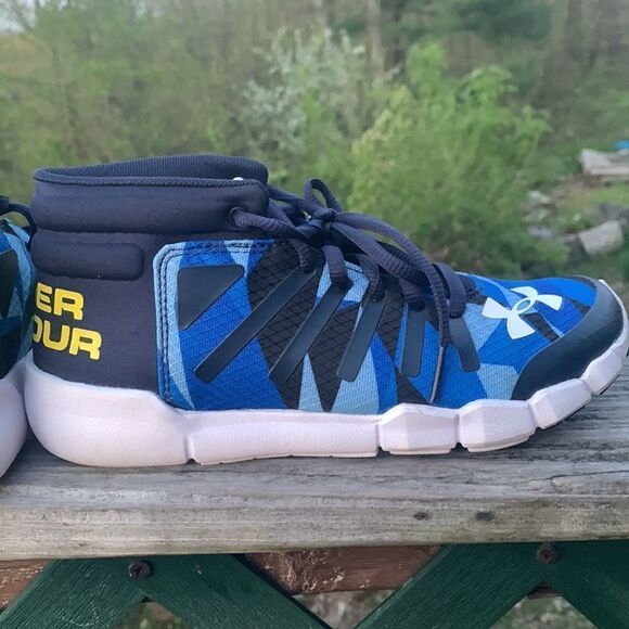 Under Armour  X Level destroyer sneakers Sz 3 Youth - Picture 5 of 8